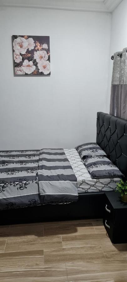 Nesta Barron -Home Away From Home North Legon Esterno foto